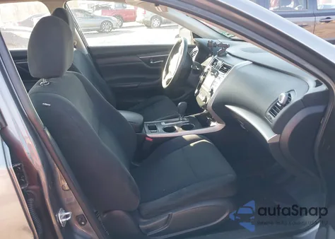 2015 Nissan Altima 2.5 Sv из США, поврежденный, VIN 1N4AL3AP9FC276635